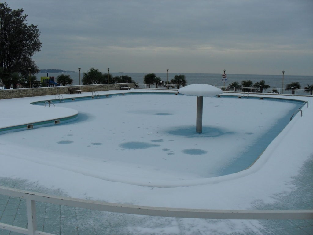 Tips for Winterizing the Pool
